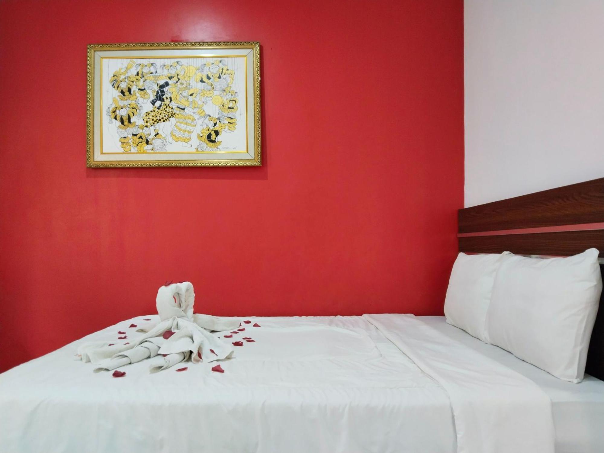 Dejati House Hotel Bekasi Ngoại thất bức ảnh